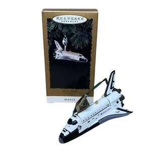 Space Shuttle Stringer Light Magic Hallmark Ornament NEW